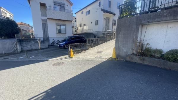 �_�ސ쌧���l�s�ۓy�P�J��㐛�c���̐V�z��ˌ��Ă̑O�ʓ��H�܂ތ��n�ʐ^