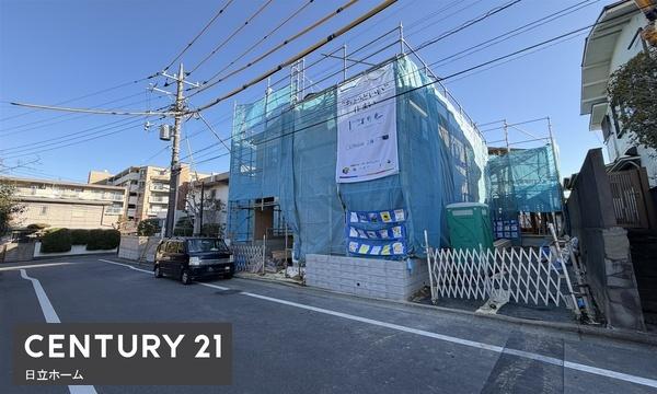 �_�ސ쌧���l�s��q��m����6���ڂ̐V�z��ˌ��Ă̑O�ʓ��H�܂ތ��n�ʐ^