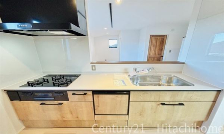 �_�ސ쌧���l�s�΋�u���̐V�z��ˌ��ẴL�b�`��