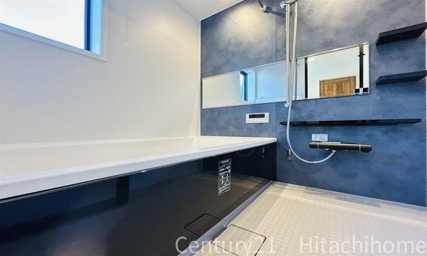 �_�ސ쌧���l�s�΋�u���̐V�z��ˌ��Ă̗���