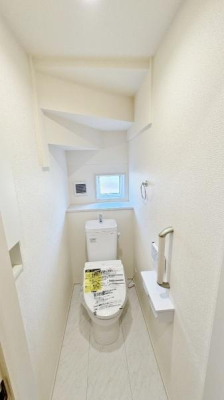 �_�ސ쌧����s�H��5���ڂ̐V�z��ˌ��Ẵg�C��