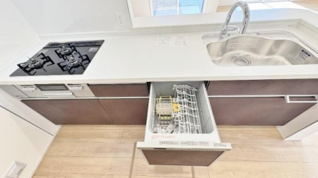 �_�ސ쌧����s�H��5���ڂ̐V�z��ˌ��ẴL�b�`��