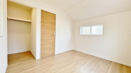 �_�ސ쌧����s�H��5���ڂ̐V�z��ˌ��Ă̗m��