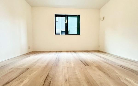 �_�ސ쌧���l�s�ߌ��扺��J��4���ڂ̐V�z��ˌ��Ă̐Q��