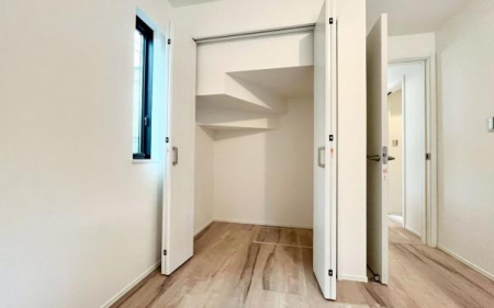 �_�ސ쌧���l�s�ߌ��扺��J��4���ڂ̐V�z��ˌ��Ă̎��[