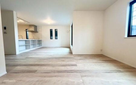 �_�ސ쌧���l�s�ߌ��扺��J��4���ڂ̐V�z��ˌ��Ẵ��r���O