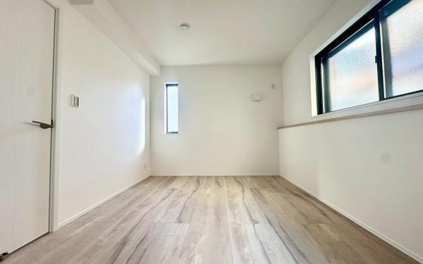 �_�ސ쌧���l�s���搼�˕���2���ڂ̐V�z��ˌ��Ă̐Q��