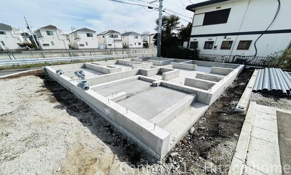 �_�ސ쌧���͌��s�����散��Ӗ{��1���ڂ̐V�z��ˌ��Ă̌��n�O�ώʐ^