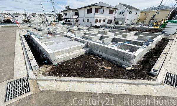 �_�ސ쌧���͌��s�����散��Ӗ{��1���ڂ̐V�z��ˌ��Ă̌��n�O�ώʐ^