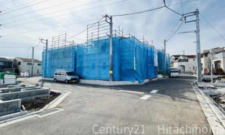 �_�ސ쌧���͌��s�����散��Ӗ{��1���ڂ̐V�z��ˌ��Ă̑O�ʓ��H�܂ތ��n�ʐ^