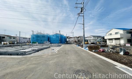 �_�ސ쌧���͌��s�����散��Ӗ{��1���ڂ̐V�z��ˌ��Ă̑O�ʓ��H�܂ތ��n�ʐ^