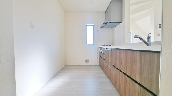 �_�ސ쌧���l�s�ߌ��擌��������̒��È�ˌ��ẴL�b�`��