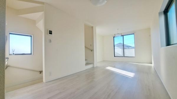 �_�ސ쌧���l�s�ߌ��擌��������̒��È�ˌ��Ẵ��r���O