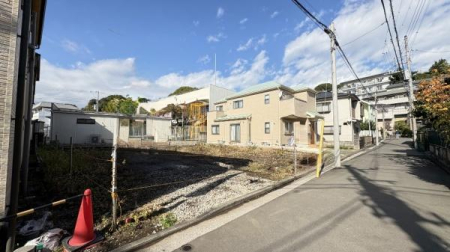 �_�ސ쌧���l�s�ۓy�P�J��􉪒�3���ڂ̐V�z��ˌ��Ă̑O�ʓ��H�܂ތ��n�ʐ^