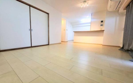 �_�ސ쌧���l�s���i�c��1���ڂ̒��Ã}���V�����̃��r���O