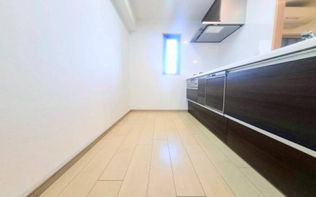 �_�ސ쌧���l�s���i�c��1���ڂ̒��Ã}���V�����̃L�b�`��