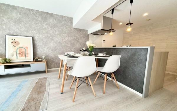 �_�ސ쌧���l�s����V�����̒��Ã}���V�����̃��r���O