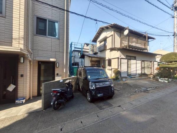 �_�ސ쌧���s�{�O�揉�R2���ڂ̐V�z��ˌ��Ă̂��̑����n