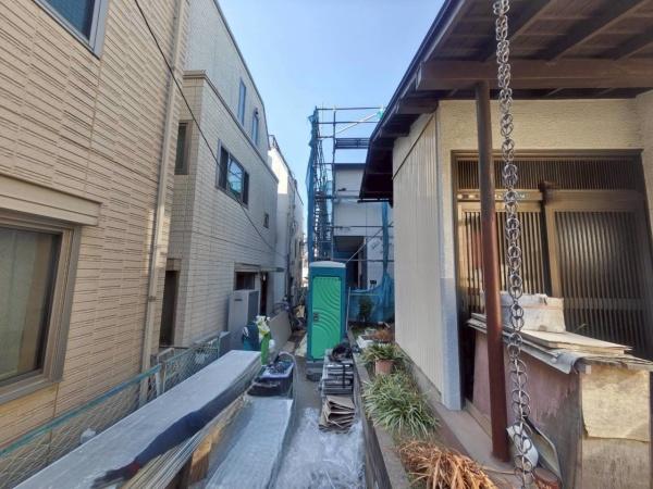 �_�ސ쌧���s�{�O�揉�R2���ڂ̐V�z��ˌ��Ă̂��̑����n