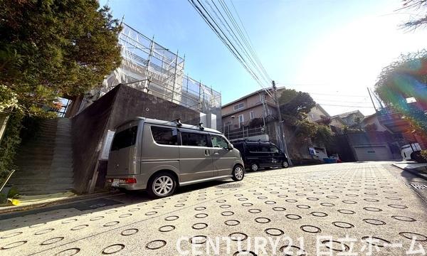 �_�ސ쌧���l�s�˒ˋ攐�����̐V�z��ˌ��Ă̑O�ʓ��H�܂ތ��n�ʐ^