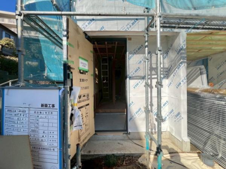 �_�ސ쌧���s�{�O�搛��2���ڂ̐V�z��ˌ��Ă̂��̑����n