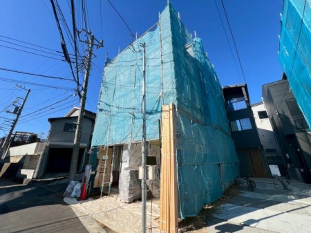 �_�ސ쌧���s�{�O�搛��2���ڂ̐V�z��ˌ��Ă̂��̑����n