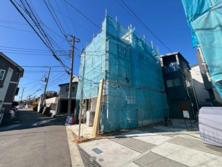 �_�ސ쌧���s�{�O�搛��2���ڂ̐V�z��ˌ��Ă̂��̑����n