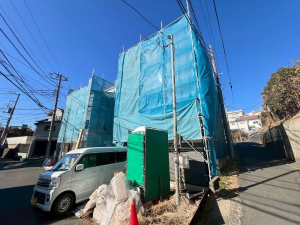 �_�ސ쌧���s�{�O�搛��2���ڂ̐V�z��ˌ��Ă̂��̑����n