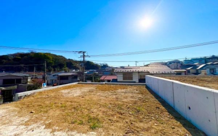 �_�ސ쌧���l�s����{�q��1���ڂ̓y�n�̌��n�O�ώʐ^