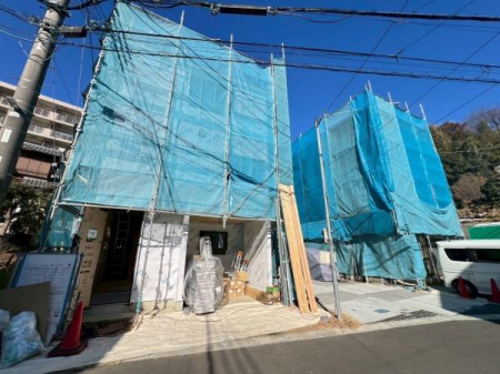 �_�ސ쌧���s�{�O�搛��2���ڂ̐V�z��ˌ��Ă̂��̑����n