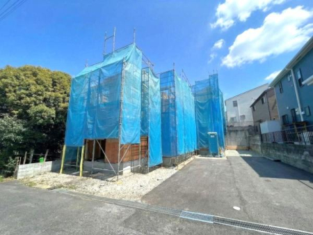 �_�ސ쌧���s�{�O�擌�L�n5���ڂ̐V�z��ˌ��Ă̌��n�O�ώʐ^