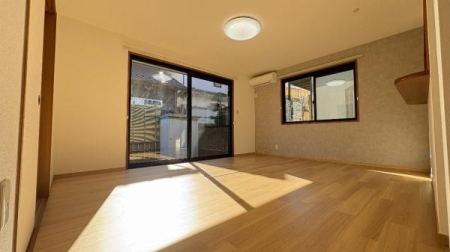 �_�ސ쌧���l�s�h��쎵��1���ڂ̒��È�ˌ��Ẵ��r���O