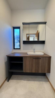 �_�ސ쌧���l�s�h��쎵��1���ڂ̒��È�ˌ��Ă̐��ʑ�E���ʏ�