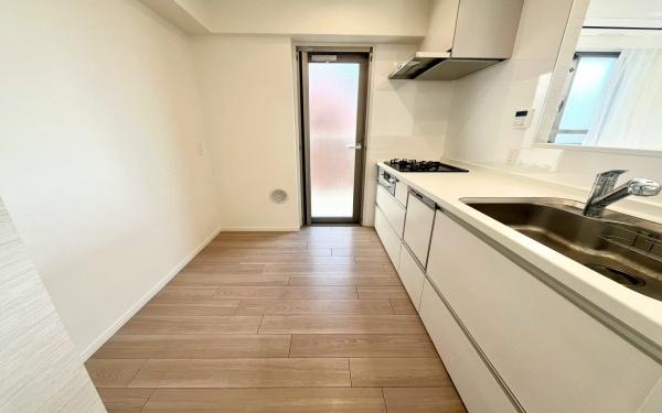 �_�ސ쌧���l�s���摾�c��3���ڂ̒��Ã}���V�����̃L�b�`��