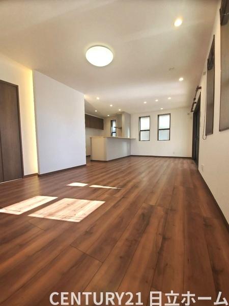 �_�ސ쌧���l�s���J�戢�v�a��4���ڂ̒��È�ˌ��Ẵ��r���O