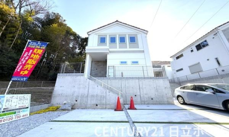 �_�ސ쌧���l�s�΋�O�ے��̐V�z��ˌ��Ă̑O�ʓ��H�܂ތ��n�ʐ^