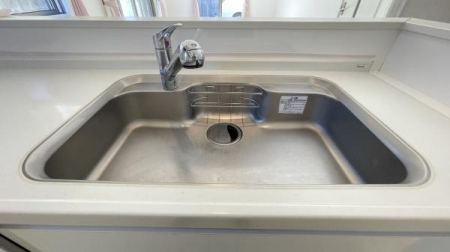 �_�ސ쌧���l�s�h�揬���P�J3���ڂ̒��È�ˌ��ẴL�b�`��