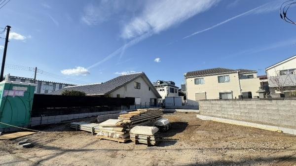 �_�ސ쌧���l�s��撆�c��2���ڂ̐V�z��ˌ��Ă̌��n�O�ώʐ^