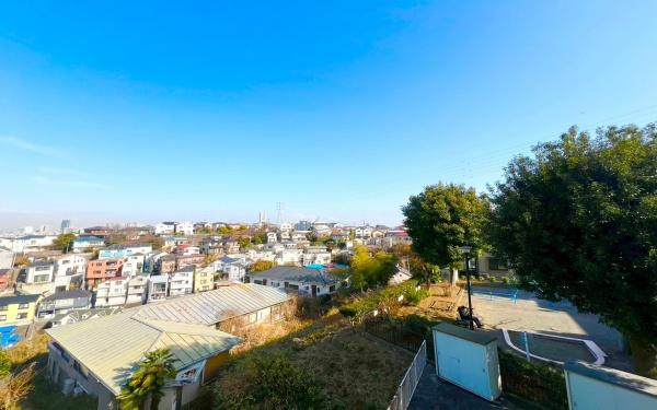 �_�ސ쌧���l�s�ۓy�P�J���䒬�̒��Ã}���V�����̏Z�˂���̒��]�ʐ^