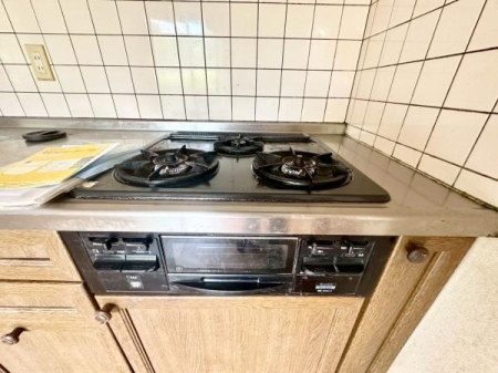 �_�ސ쌧���l�s�t��`�q�c2���ڂ̒��È�ˌ��ẴL�b�`��