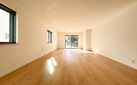 �_�ސ쌧���s�{�O�擌�L�n4���ڂ̐V�z��ˌ��Ẵ��r���O