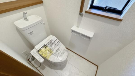 �_�ސ쌧���s�{�O�����1���ڂ̐V�z��ˌ��Ẵg�C��