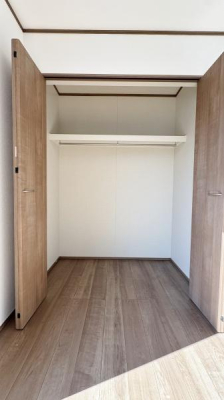 �_�ސ쌧���s�{�O�����1���ڂ̐V�z��ˌ��Ă̎��[