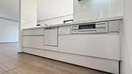 �_�ސ쌧���s�{�O�����1���ڂ̐V�z��ˌ��ẴL�b�`��