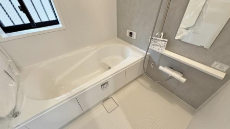 �_�ސ쌧���s�{�O�����1���ڂ̐V�z��ˌ��Ă̗���