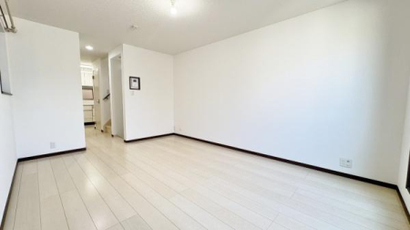 �_�ސ쌧���l�s��q��ꓪ2���ڂ̒��È�ˌ��Ẵ��r���O