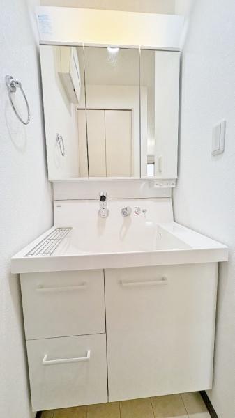 �_�ސ쌧���l�s��q��ꓪ2���ڂ̒��È�ˌ��Ă̐��ʑ�E���ʏ�