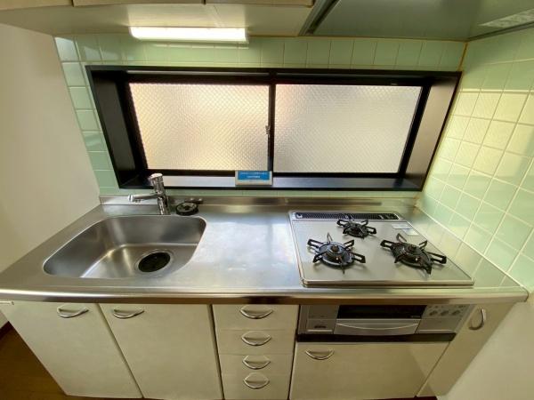 �_�ސ쌧���l�s�ߌ��擌��������̒��È�ˌ��ẴL�b�`��