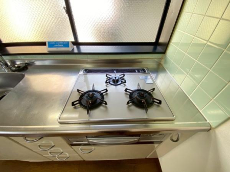 �_�ސ쌧���l�s�ߌ��擌��������̒��È�ˌ��ẴL�b�`��