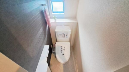 �_�ސ쌧������s�H��1���ڂ̐V�z��ˌ��Ẵg�C��